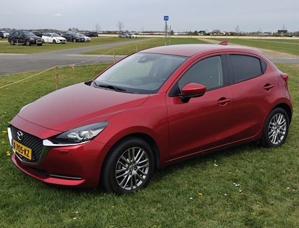 The red Mazda 2 purchased by Dorin